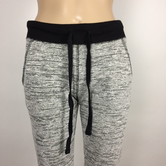 Heather Gray Blu Rock NY Cropped Joggers - Picture 3 of 6